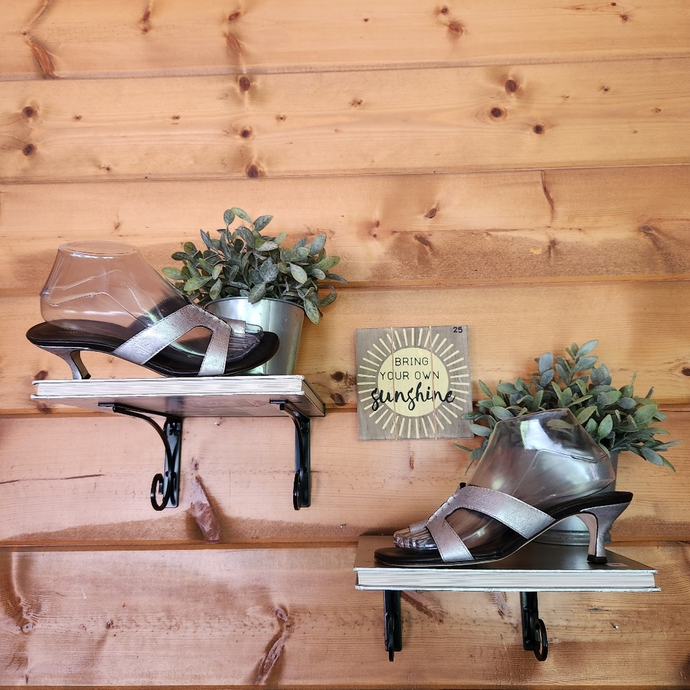 Donald Pliner Vonna Silver Metallic Distress Leather Slide Sandal Shoe Heel 7.5M